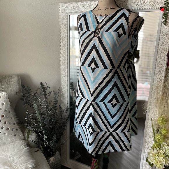 Dresses & Skirts - Sleeveless Career Dress Size 4 Blue White New